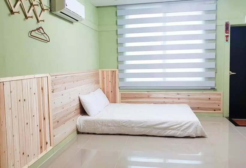 Gyeongju Green Valley Spa Pension