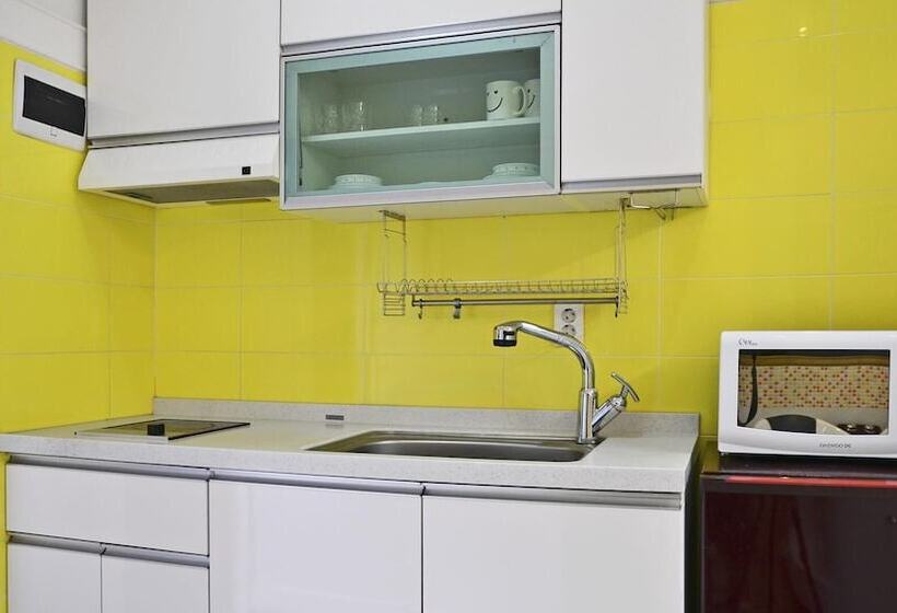 Gyeongju Green Valley Spa Pension