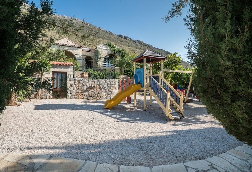 Villa Terpsichore St George Retreat By Apokoronas Villas