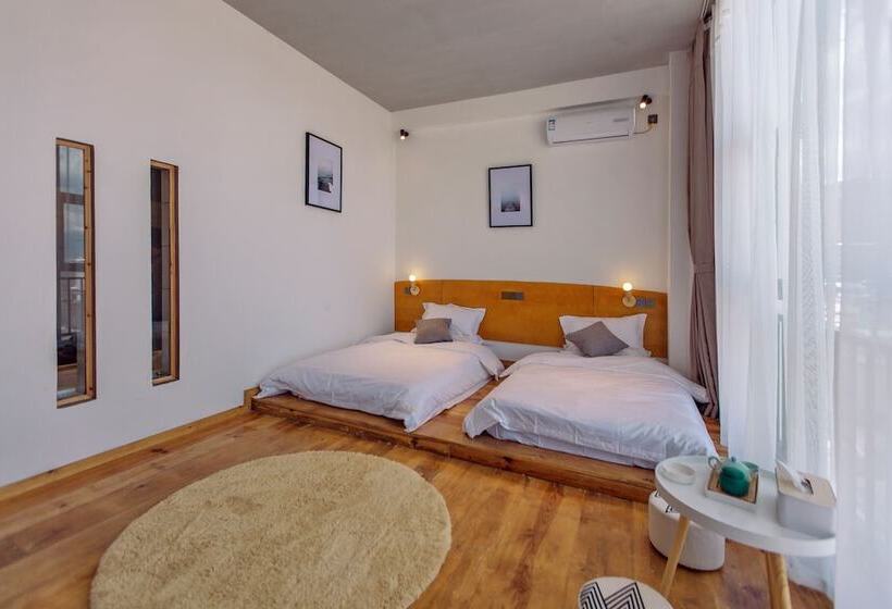 Xiang Yin Liu Su Inn