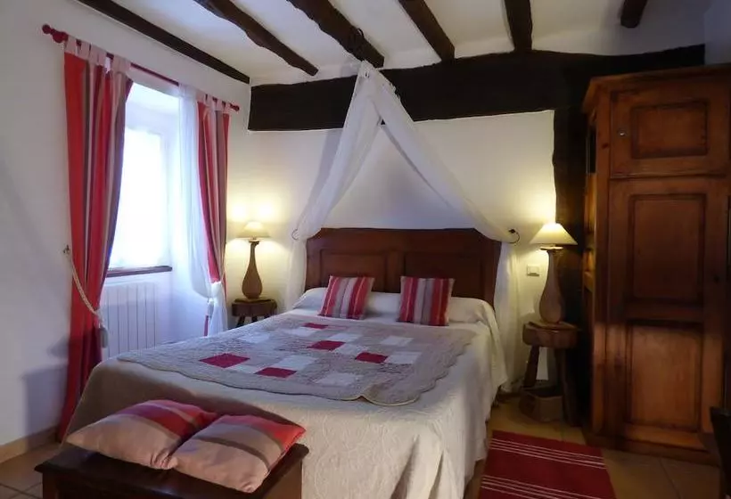 Aamiaismajoitus (B&B) Maison D Hôtes De Charme Ttakoinenborda