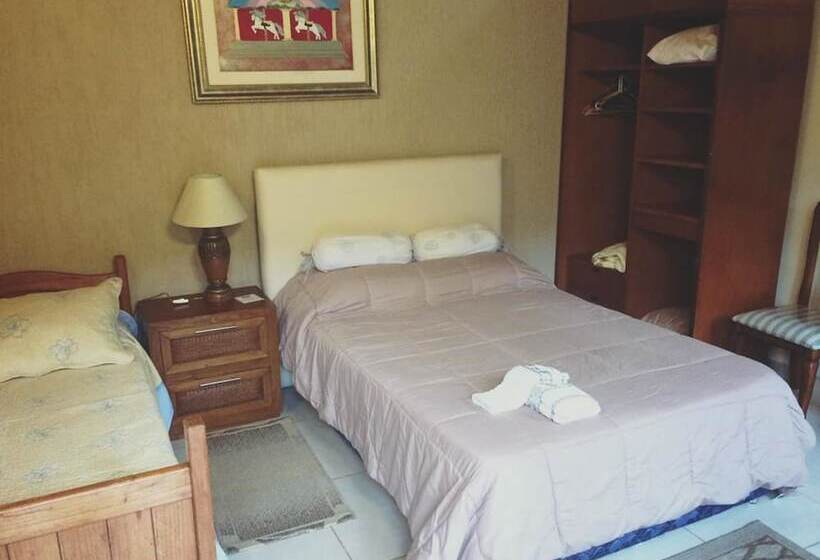 تختخواب و صبحانه Villa Fortuna Casa