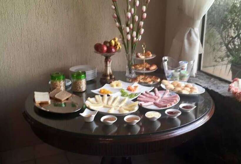 تختخواب و صبحانه Villa Fortuna Casa