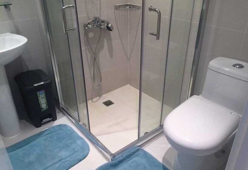 Hi Home At The Knightsbridge Residences