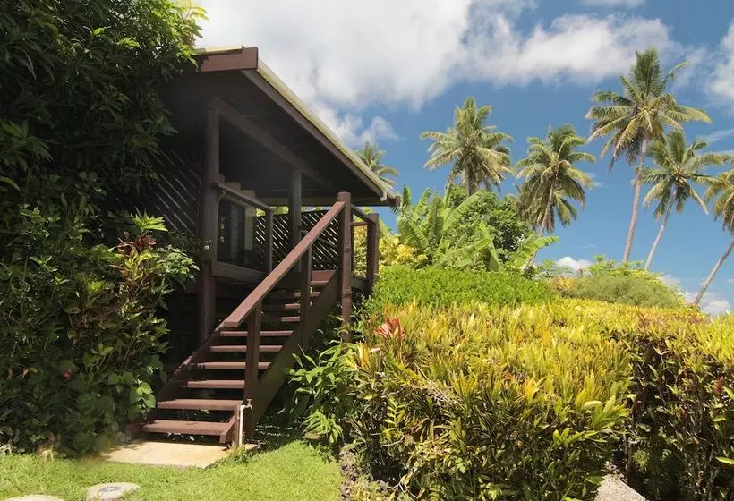 ホテル Coconut Grove Beachfront Cottages