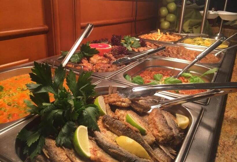 בית מלון כפרי Dworek Morski Spa & Wellness