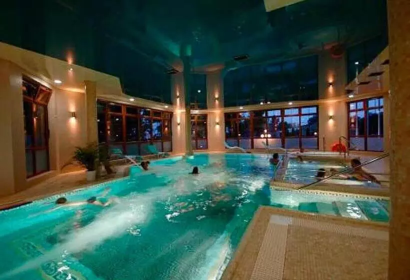 Hotelli Dworek Morski Spa & Wellness