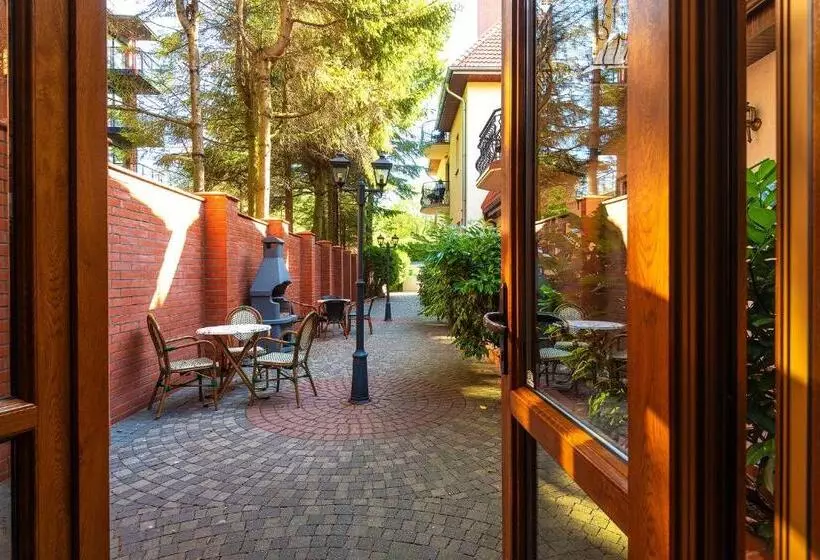Hotelli Dworek Morski Spa & Wellness