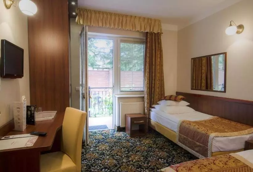 Hotelli Dworek Morski Spa & Wellness