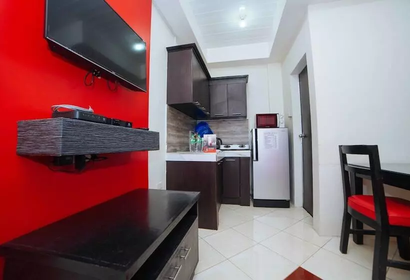 ホテル Reddoorz Plus @ A Santos Road Angeles City