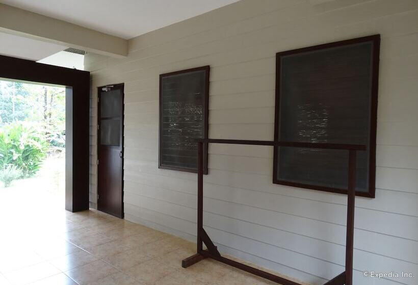 בית מלון כפרי Sheridan Organic Farm And Resort