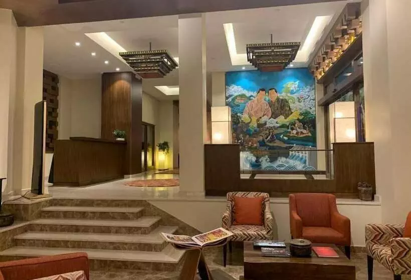 هتل The Pema By Realm