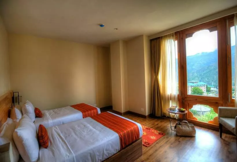 هتل The Pema By Realm