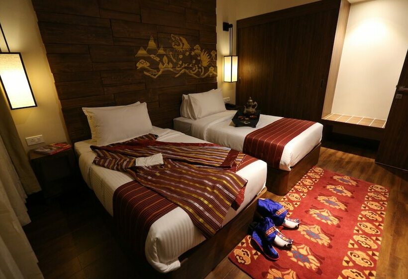 هتل The Pema By Realm