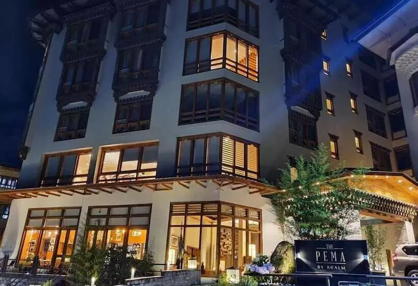 هتل The Pema By Realm