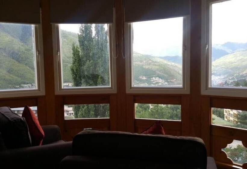 هتل The Pema By Realm