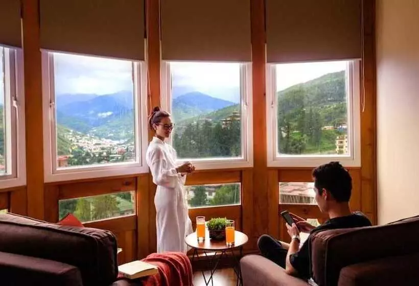 هتل The Pema By Realm