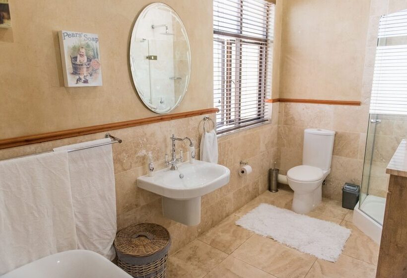 بنسيون Le Port Guesthouse