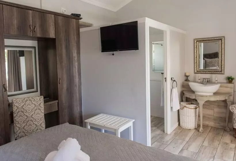 پانسیون Le Port Guesthouse