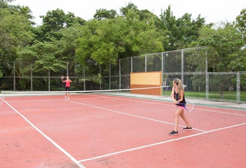 Valle Dorado Resort & Parque Acuático