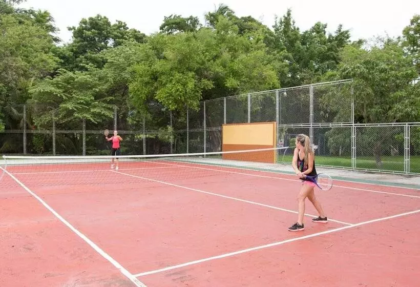 Valle Dorado Resort & Parque Acuático