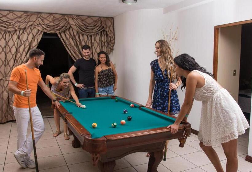 Valle Dorado Resort & Parque Acuático