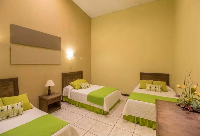 Valle Dorado Resort & Parque Acuático