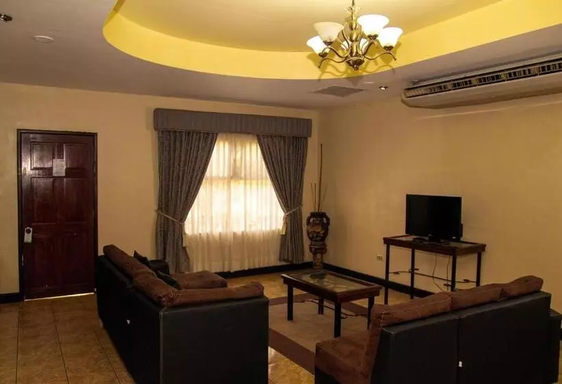 Valle Dorado Resort & Parque Acuático