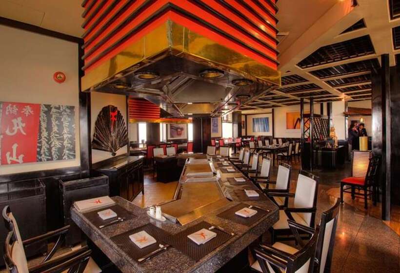 هتل Avari Towers Karachi