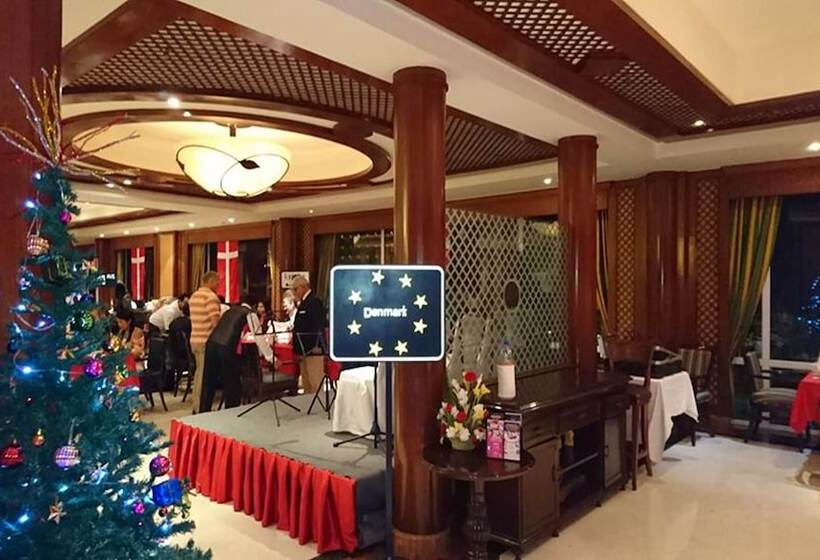 هتل Avari Towers Karachi