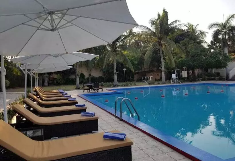 هتل Avari Towers Karachi