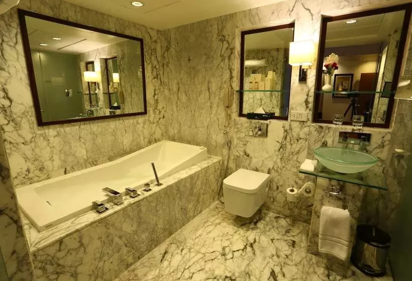 هتل Avari Towers Karachi