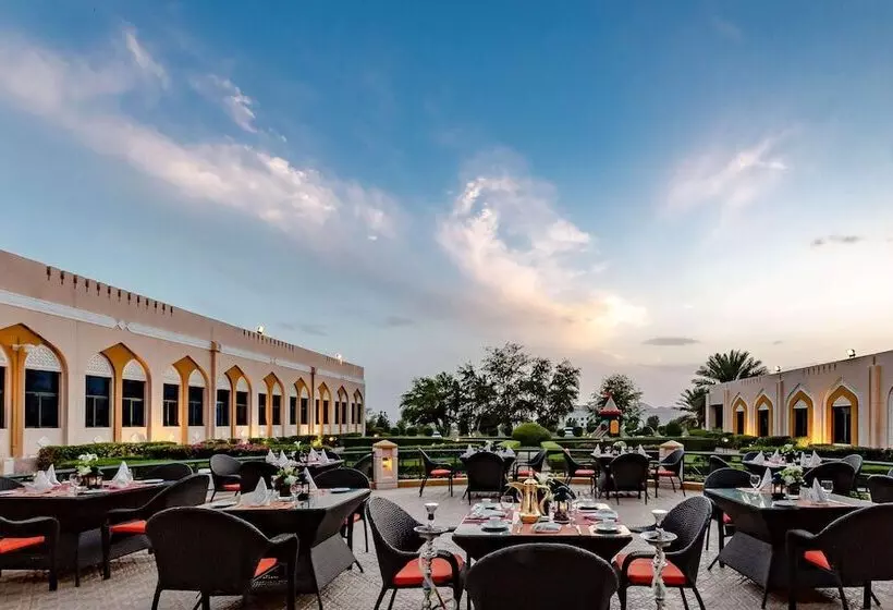 هتل Golden Tulip Nizwa