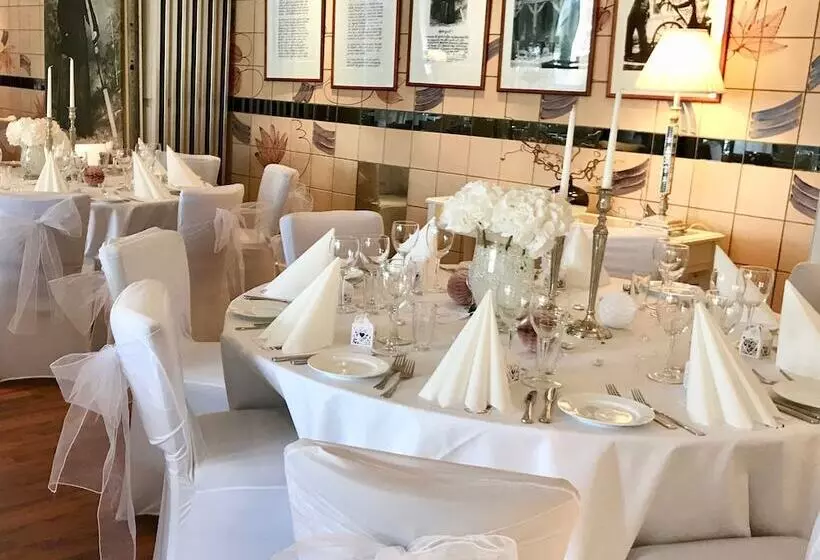 בית מלון כפרי Reenskaug