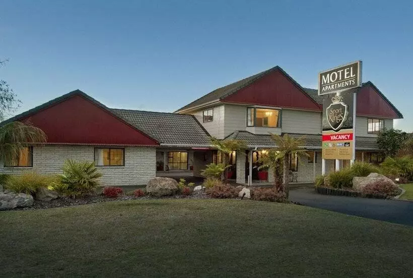 Sport Of Kings Motel