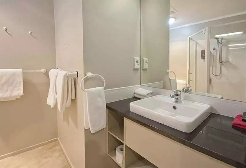 Sport Of Kings Motel