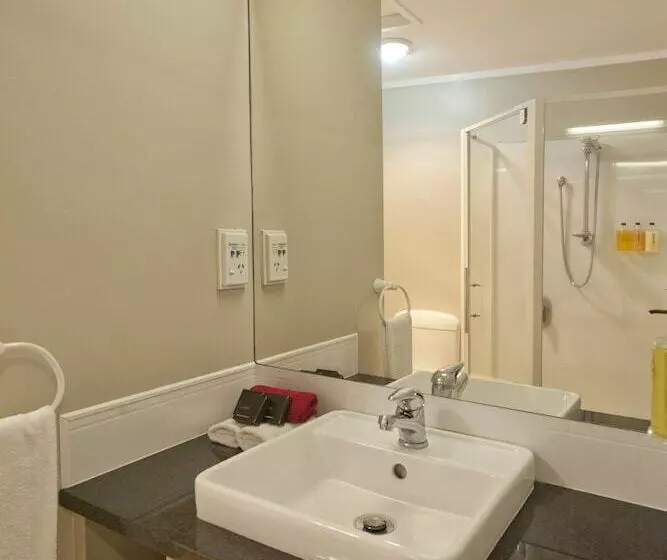 Sport Of Kings Motel