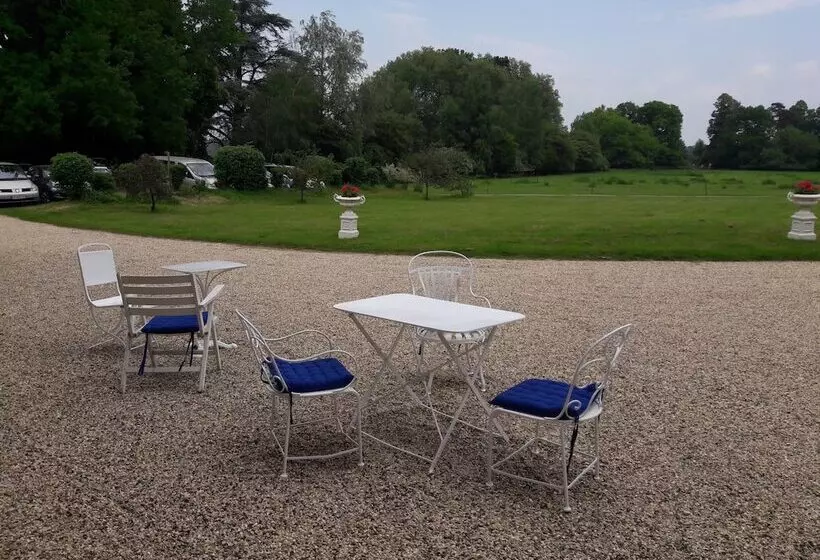 Aamiaismajoitus (B&B) Chateau Le Quesnoy