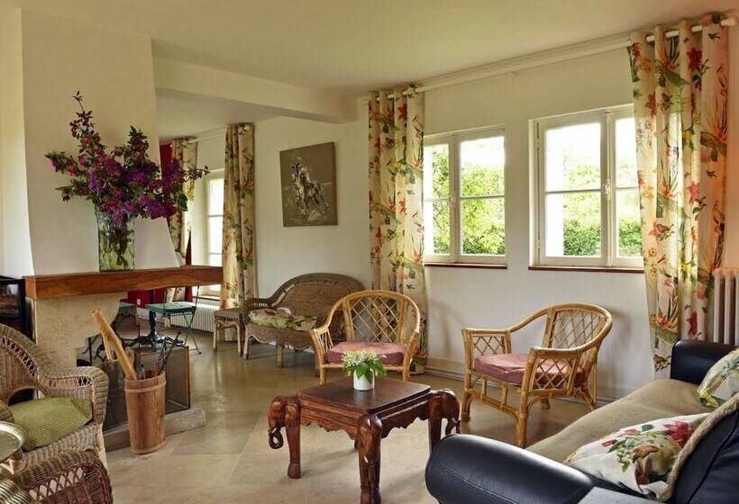 צימר Chateau Le Quesnoy