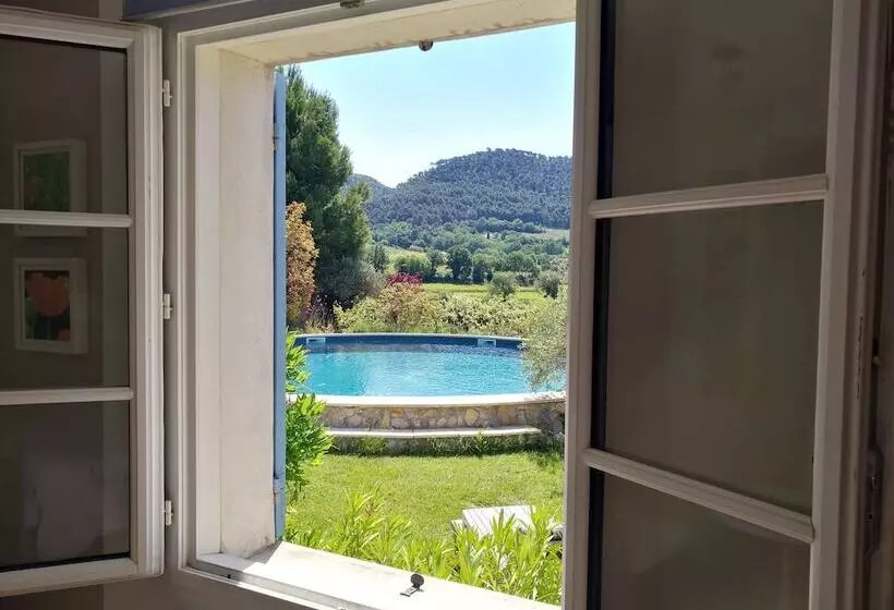 ベッドアンドブレックファースト Le Bouquet De Seguret