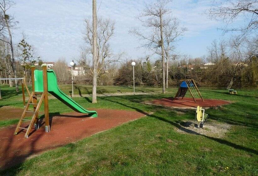 בית מלון כפרי Camping La Bastide