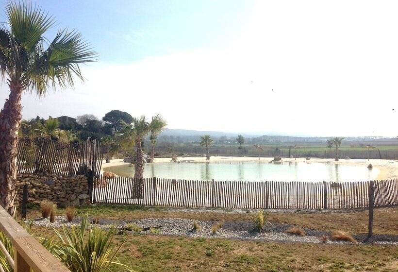 فندق Camping Le Botanic