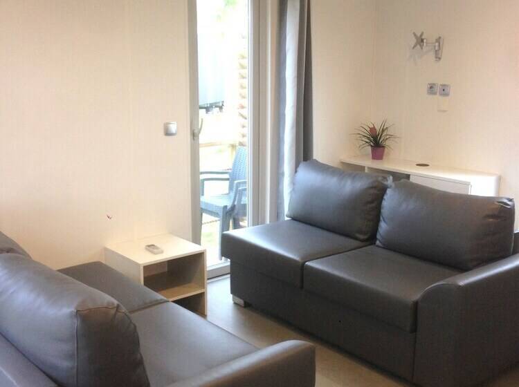 فندق Camping Le Botanic