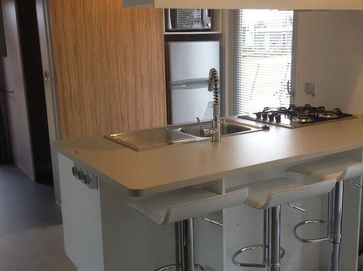 فندق Camping Le Botanic