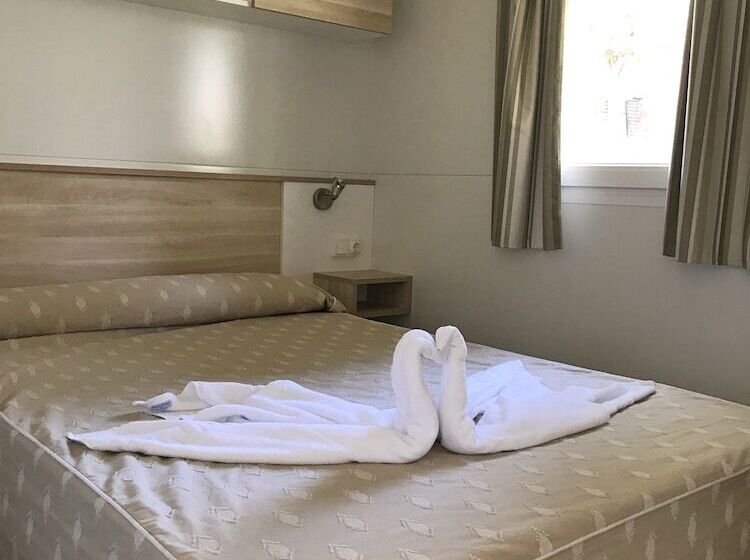 هتل Camping O Muiño