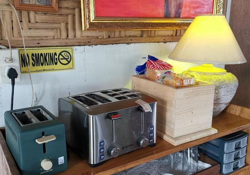 La Vida Hostel Samal Island