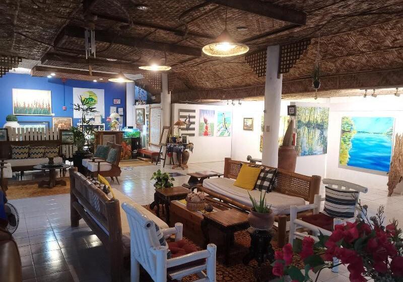 La Vida Hostel Samal Island