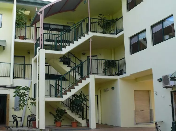 Magnetic Sunsets Resort