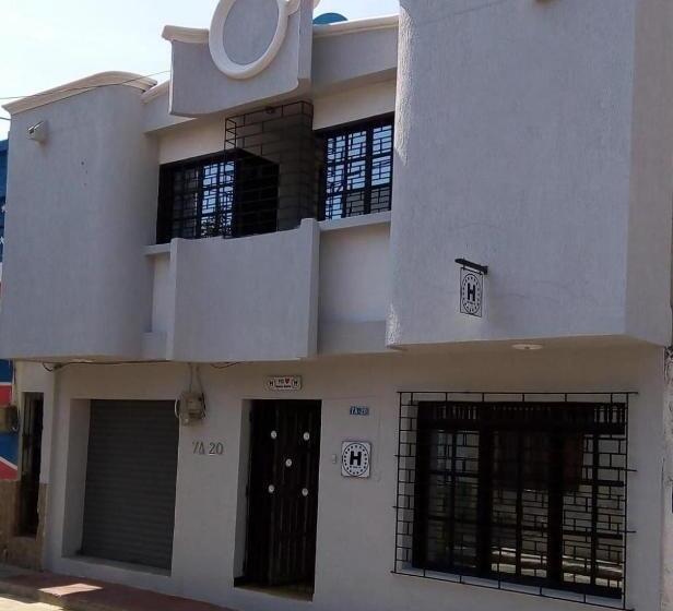 پانسیون Mi Casa 18 Guesthouse