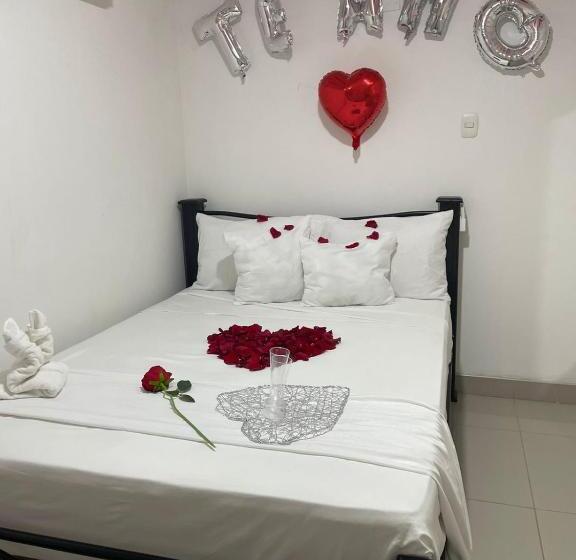 پانسیون Mi Casa 18 Guesthouse